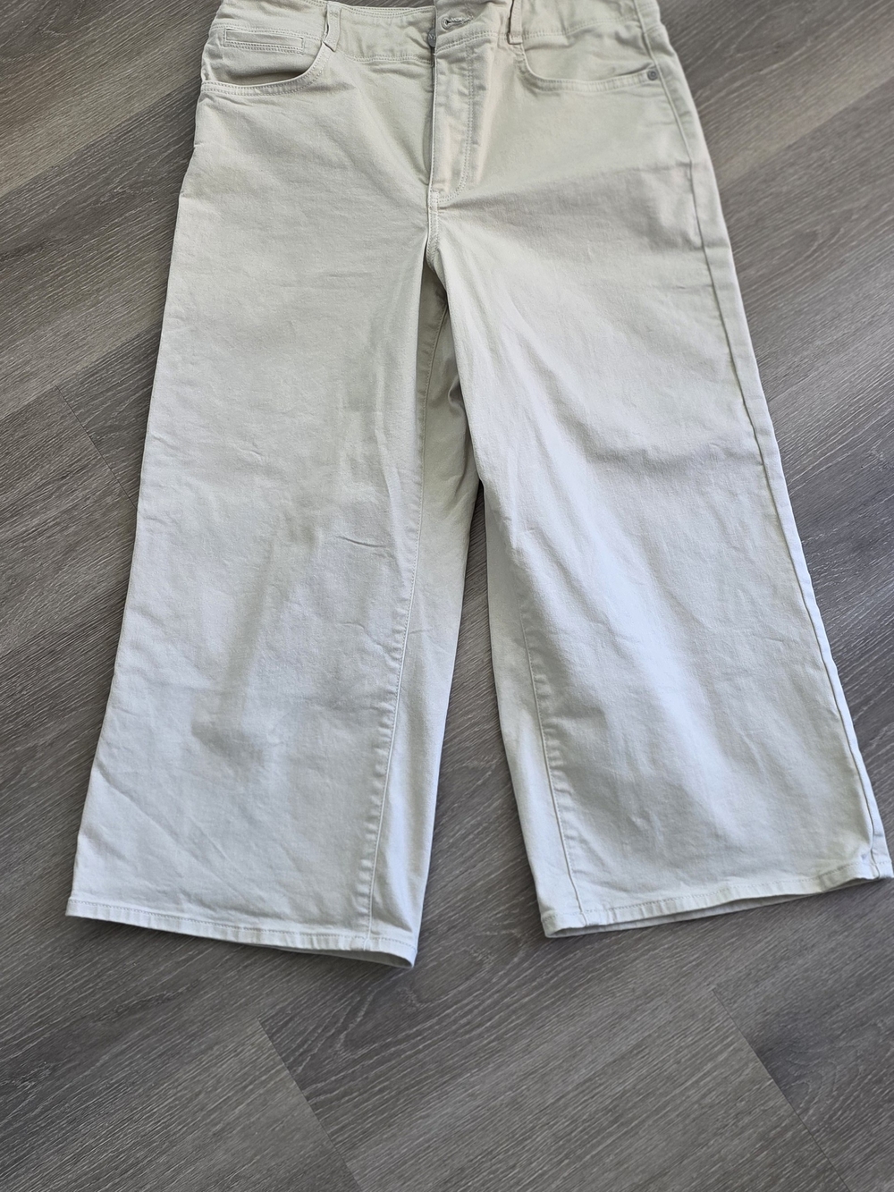 NYDJ Wide Leg Bridgette Jeans in Feather Color